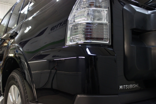 Mitsubishi Pajero - korekta lakieru + powłoka 12-miesięczna + pełny detailing wnętrza