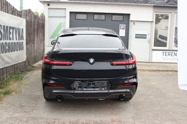 BMW X4 - 5-letnia powłoka ceramiczna + zabezpieczenie folią ochronną przodu auta
